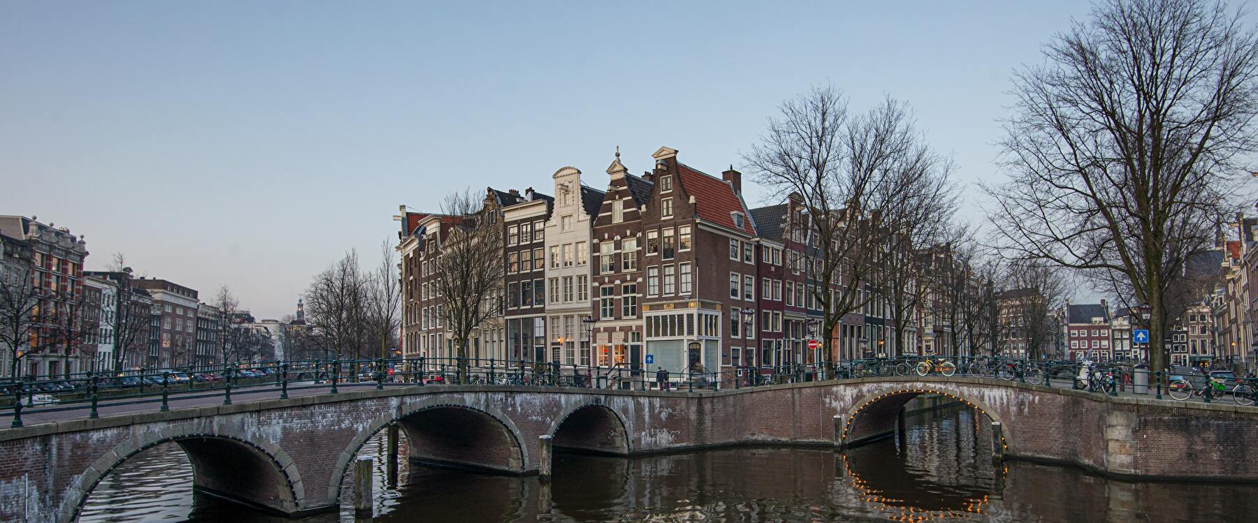 winter shot of the amsterdam canal belt